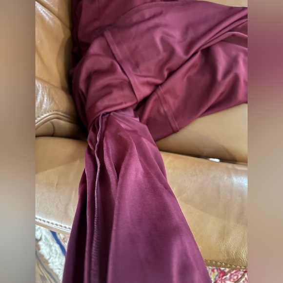 Katie May Yasmin Gown in Wine Bordeaux size S - Picture 12 of 16